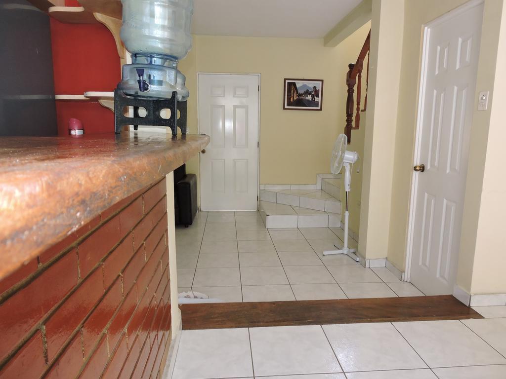 Cumbres De San Francisco Apartment Сан Салвадор Екстериор снимка